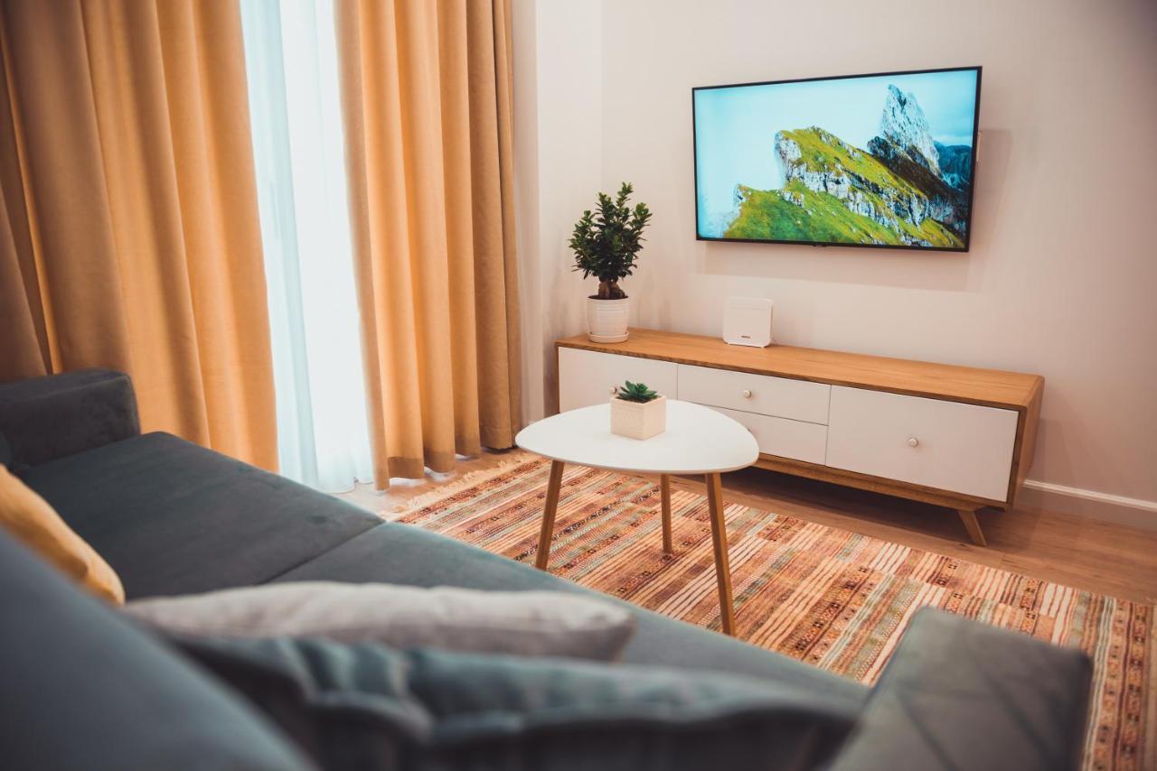 Tam Skanderbeg Square Serviced City Center Apartment No1 Tiranë Ngoại thất bức ảnh